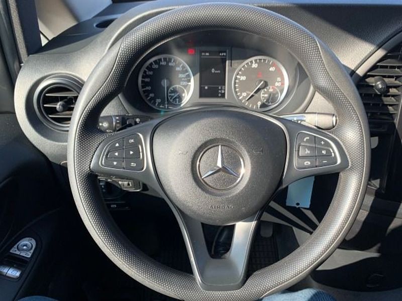 Mercedes-Benz Vito Tourer 116 CDI Automatik AHK Lang